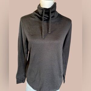Old Navy Active Go Dry Lightweight Sweatshirt With Pockets